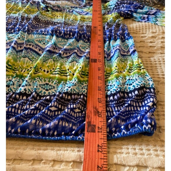 Jones New York Blouse Size XL Top Elastic Rounded Neckline Blues Green Design - Picture 9 of 9